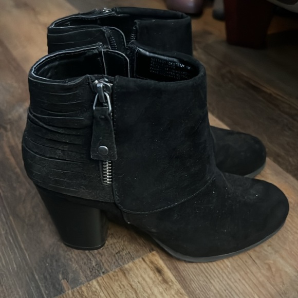 Booties - Picture 3 of 4